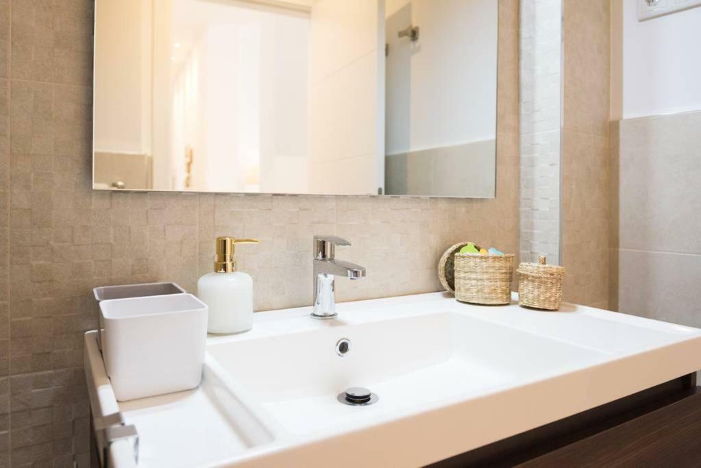 Apartamento Centro Historico I Malaga Luaran gambar